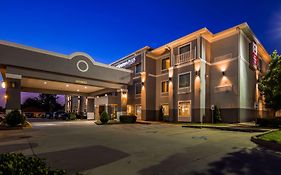 Best Western Plus Chalmette Hotel